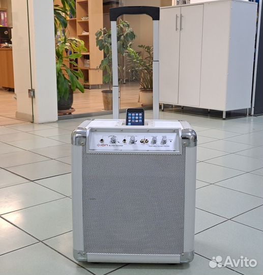 Портативная колонка Ion Block Rocker + iPod touch