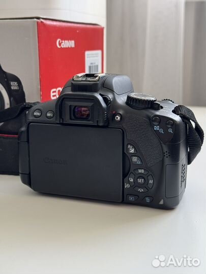 Фотоаппарат Canon eos 650d body