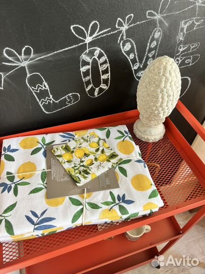 Скатерть на стол 140x200 новая Италия Coincasa