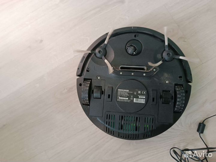 Робот пылeсоc redмоnd RV-R350