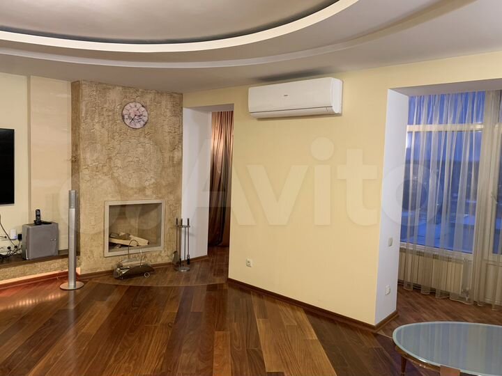 4-к. квартира, 140 м², 10/10 эт.