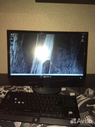 Монитор Acer Packard bell