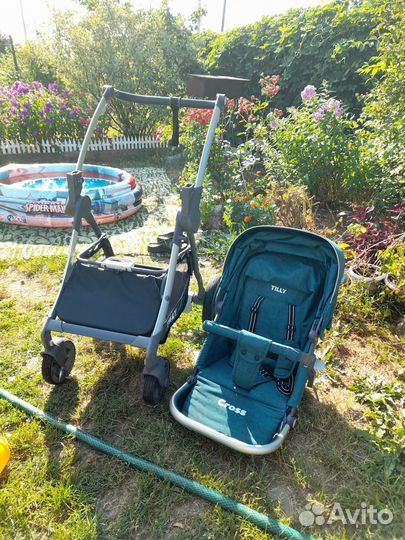 Прогулочная коляска