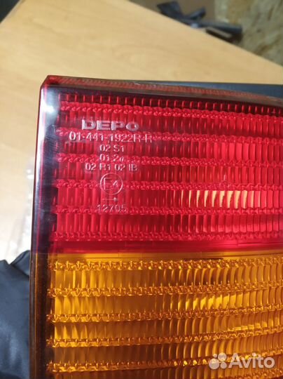 Фонарь правый Volkswagen Passat