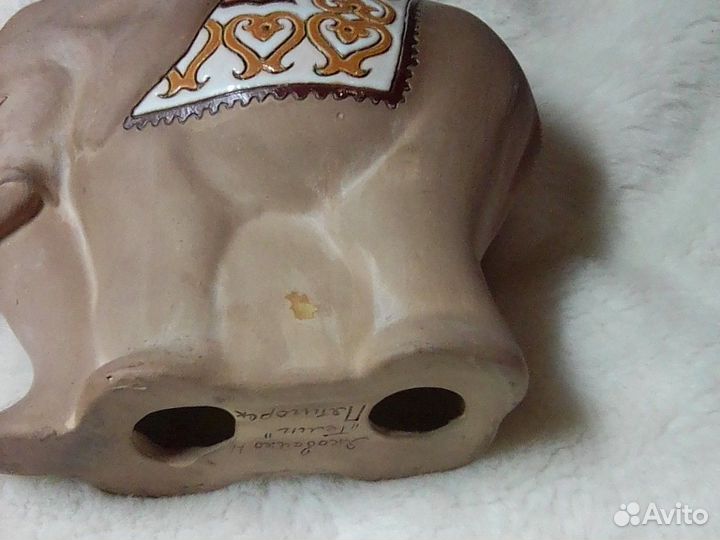 Статуэтка слон