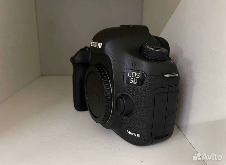 Canon 5D Mark III Body id 22 540