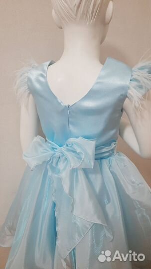 Нарядное платье р. 128 / 134