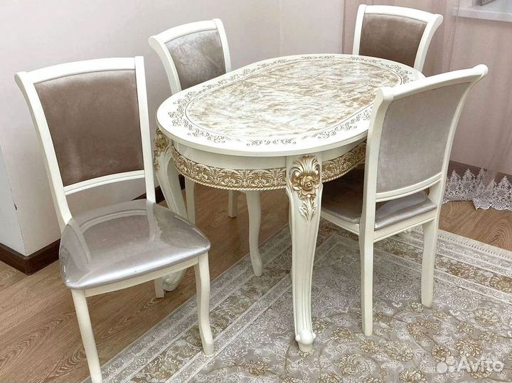 Столы и стулья