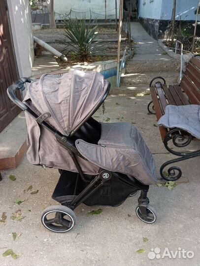 Прогулочная коляска babyzz