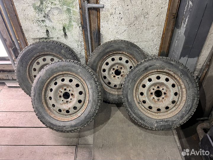 Yokohama Ice Guard Stud IG55 175/65 R14