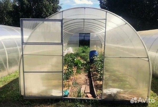 Теплица из поликарбоната