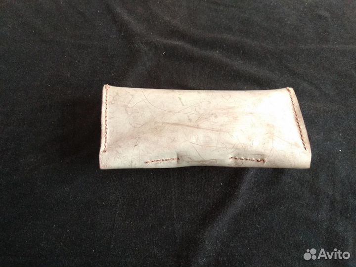 Очечник из кожи