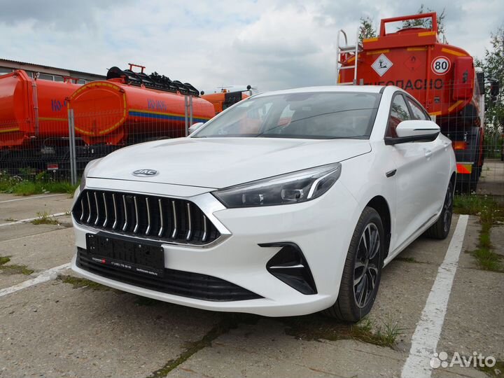 JAC J7 1.5 CVT, 2023