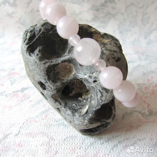 Браслет женский из натурального камня