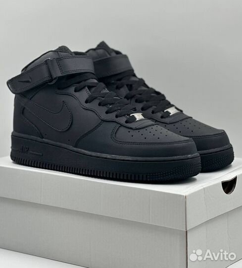 Nike Air Force 1 Mid Black