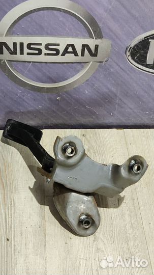 Педаль газа infiniti QX60