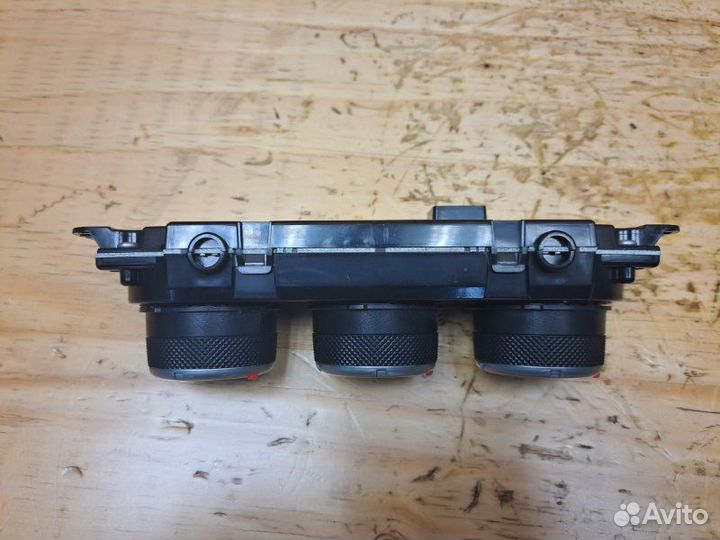 Блок управления климат контролем Mitsubishi Lancer