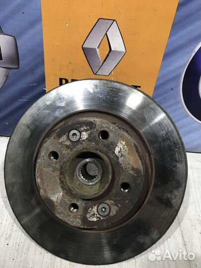 Кулак поворотный Цапфа Ступица в сборе Renault log