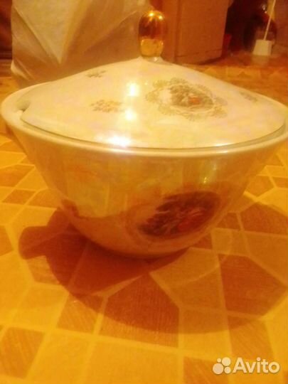 Мадонна.(остатки) ГДР. 1967(сервиз. Посуда)