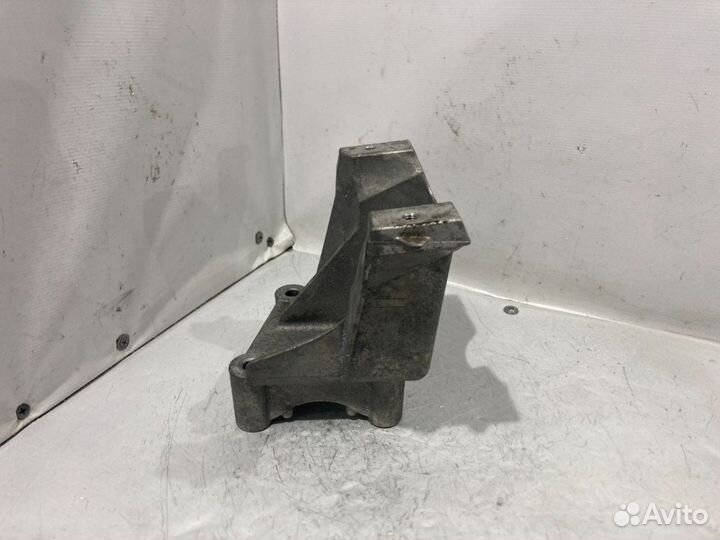 Кронштейн двигателя citroen xsara picasso 9638770480