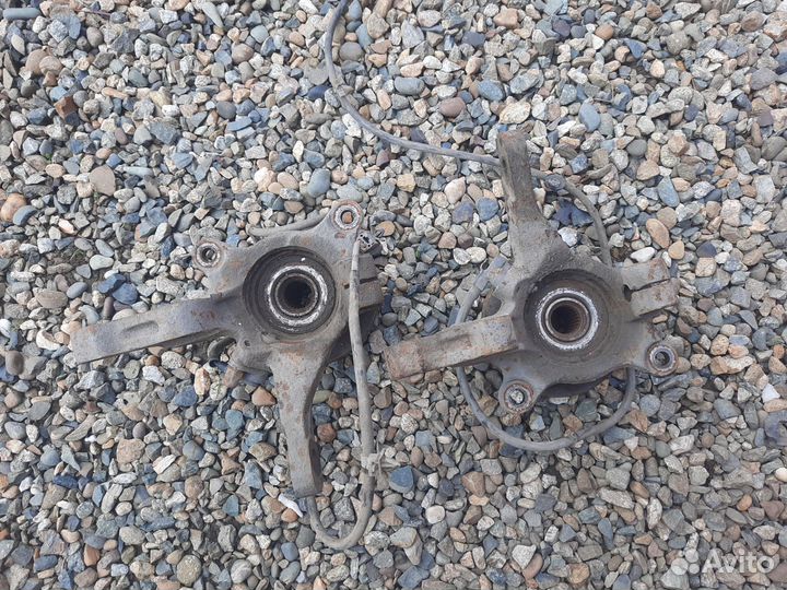 Поворотный кулак митсубиси лансер 9