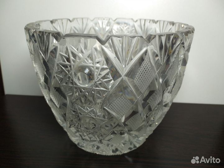 Вазы, конфетницы, салатники из хрусталя