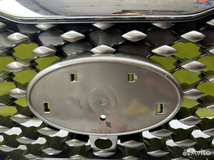 Решетка радиатора Kia Sorento prime (UM) D4HB 2.2