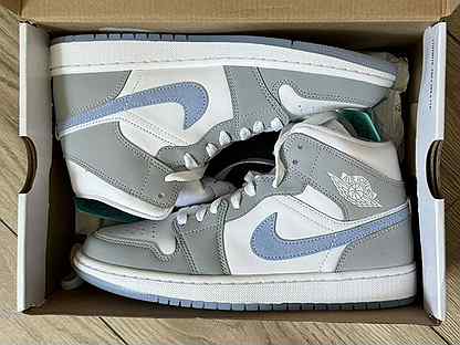 Air jordan 1 mid wolf grey оригинал