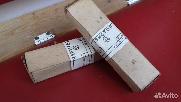 Конденсаторы, резисторы, лампы