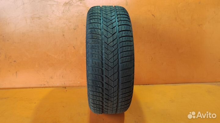 Pirelli Winter Sottozero 3 245/40 R19 96T