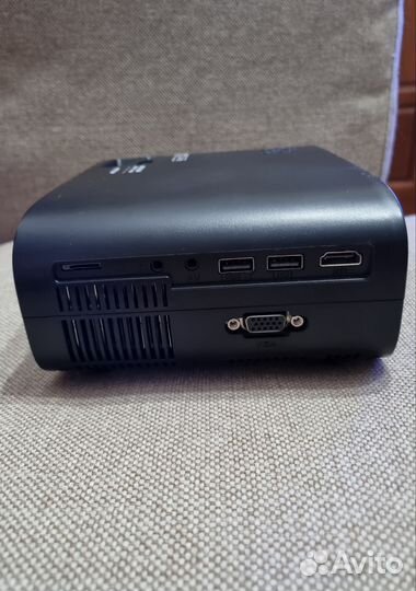 Проектор Everycom m7w