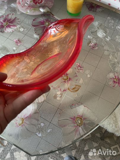 Шикарная фруктовница гутное стекло СССР