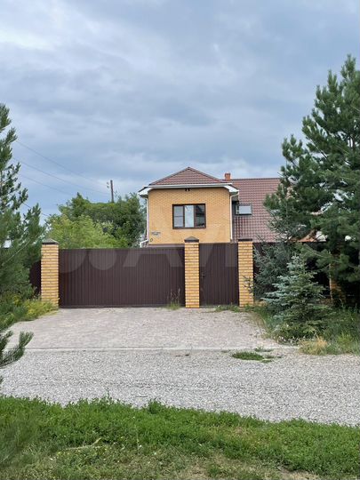 Коттедж 231 м² на участке 7,5 сот.