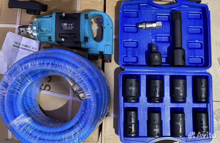 Пневмогайковерт грузовой с набором