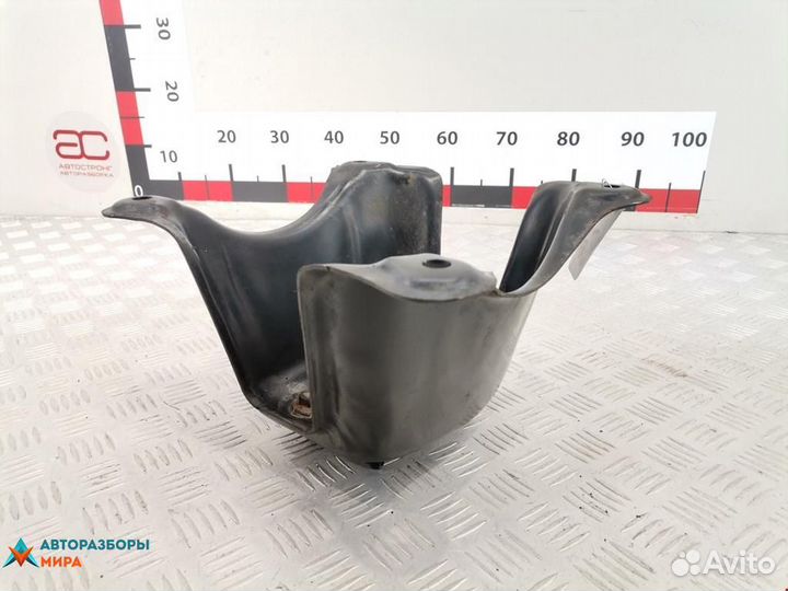 Кронштейн (крепление) Suzuki Grand Vitara рест