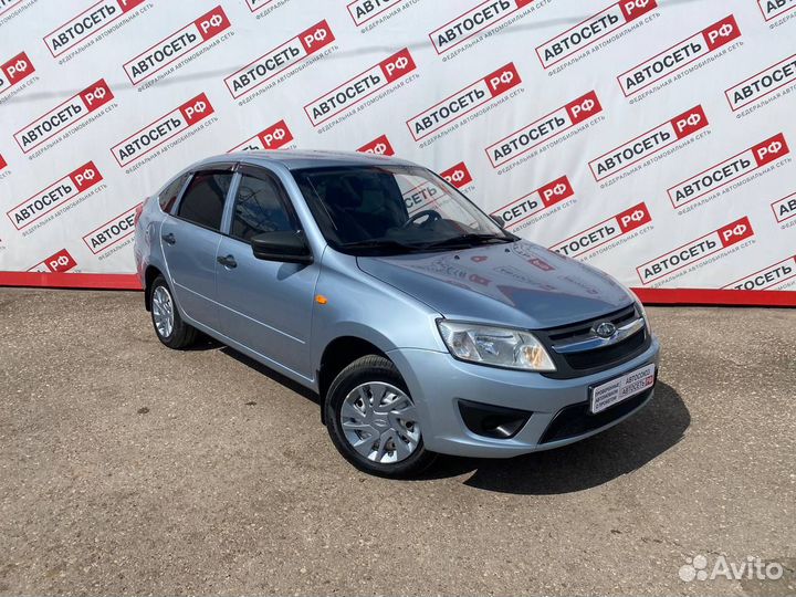 LADA Granta 1.6 МТ, 2015, 131 170 км