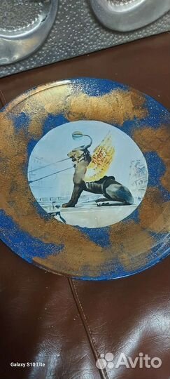 Авторская тарелка. Грифон. Спб