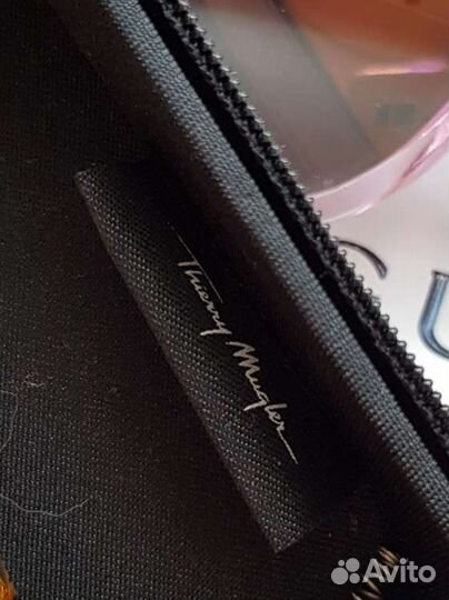 Кейс от парфюма mugler