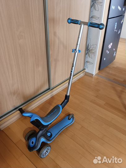 Самокат трехколесный globber