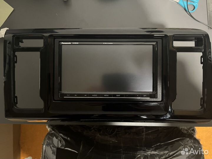 Магнитола Panasonic Strada CN-RE04D