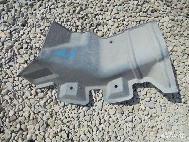 Защита горловины бензобака Nissan R'nessa N30