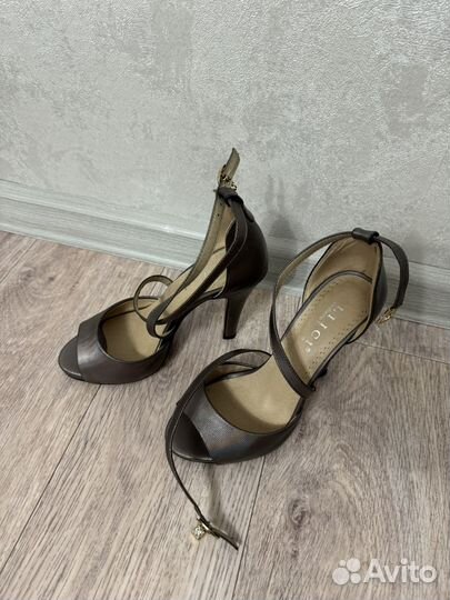 Туфли женские