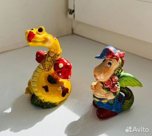 Статуэтка сувениры разные Египет, гжель маска