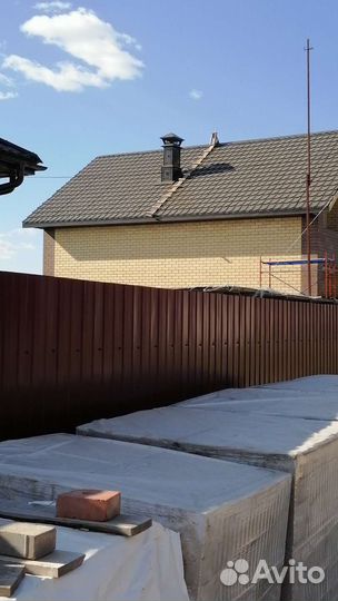 Бригада строителей