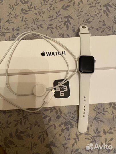 Apple watch se2 40mm silver