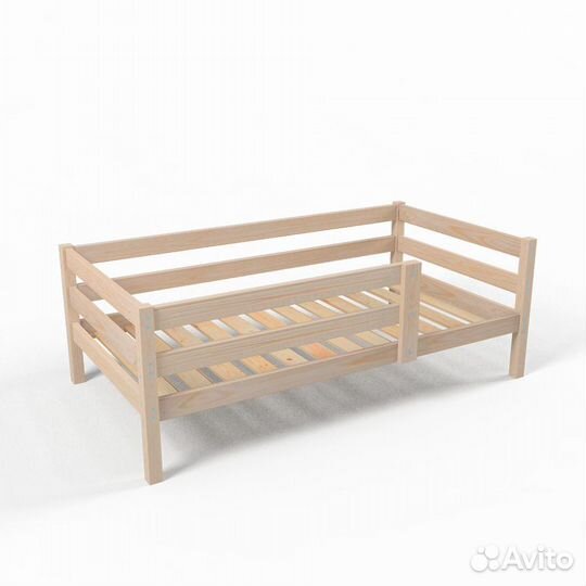 Детская кровать из массива