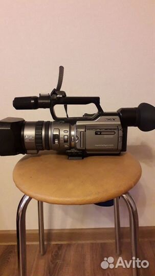 Цифровая видеокамера sony