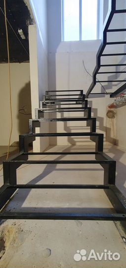 Лестница/металлокаркас