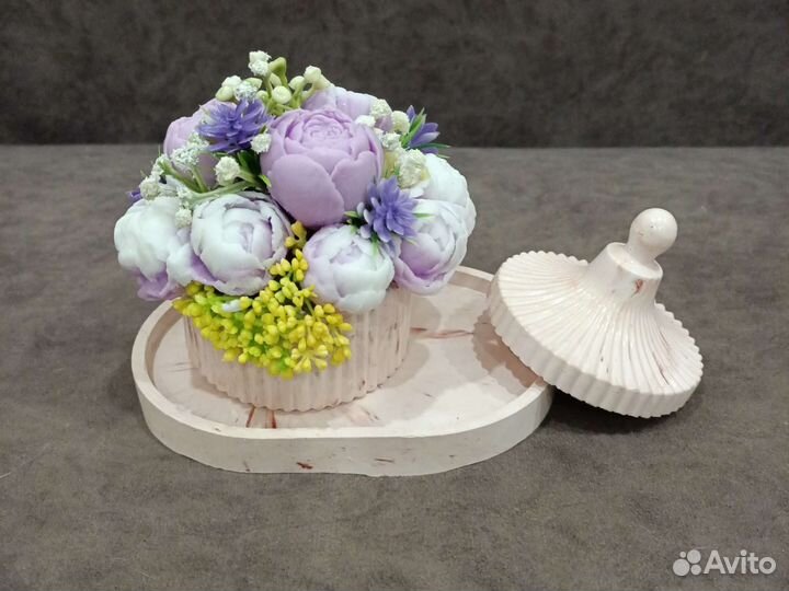 Мыло ручной работы в шкатулке из гипса