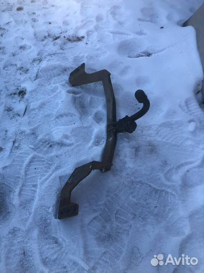 Фаркоп nissan x trail t31